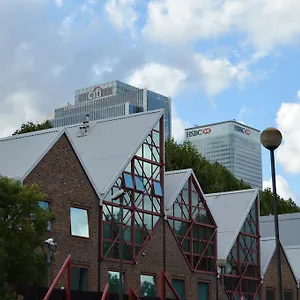 Night Guest house London